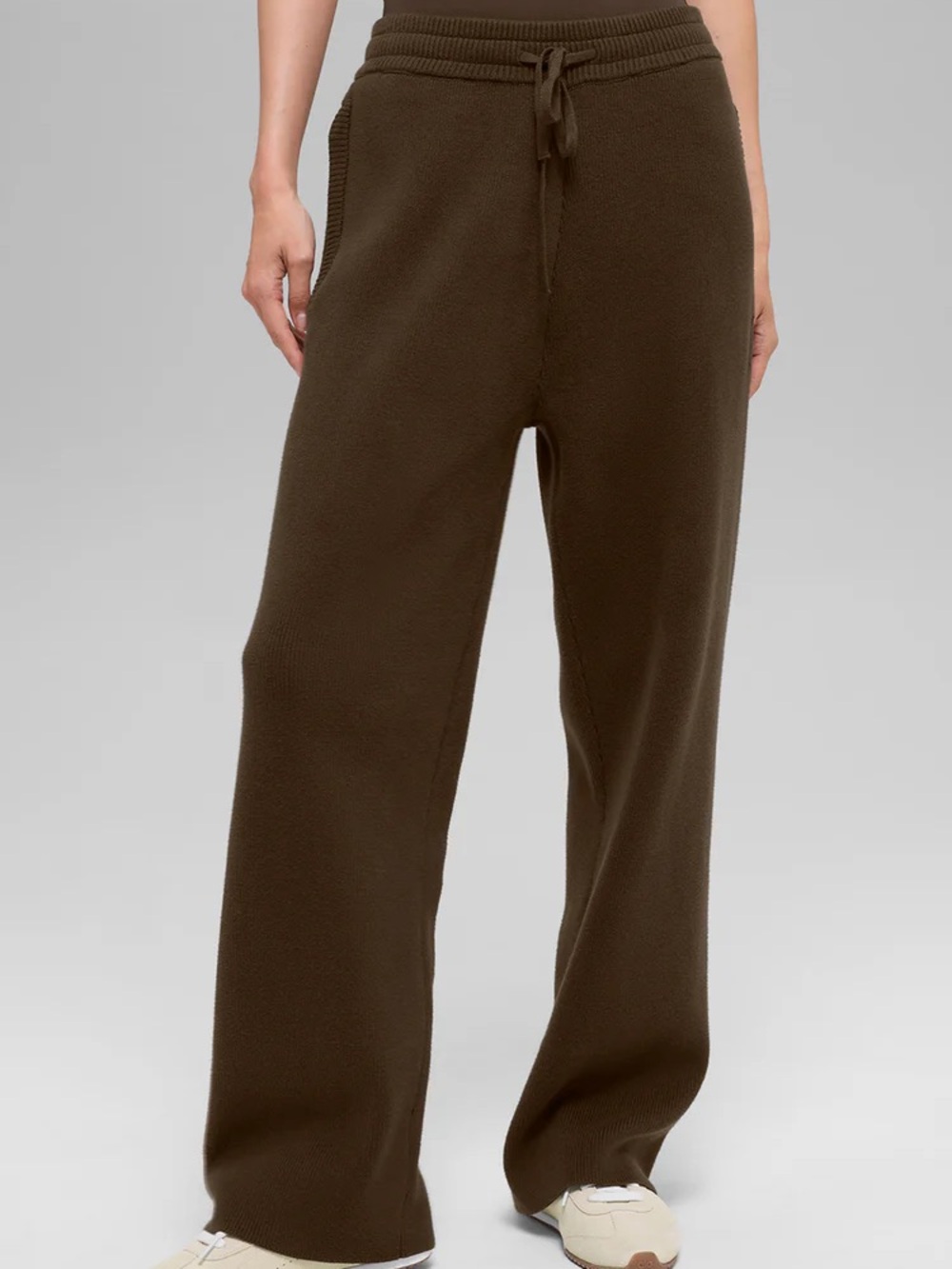 NWOT - Alo Yoga Scholar Straight Leg Sweatpants in Espresso / XS
